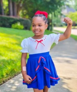 Evie's Closet Clothing Fairytale Dreamers Strong Dreamer